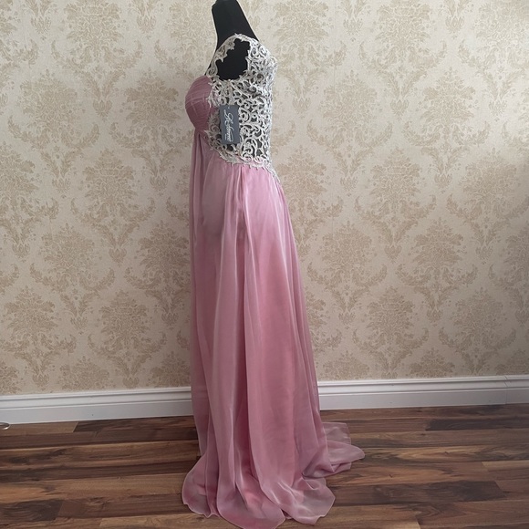 BNWT La Femme chiffon gown - Picture 4 of 10